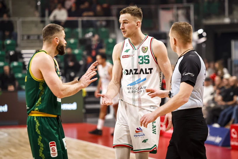 Szaleństwo na rynku transferowym. Większość polskich klubów na zakupach