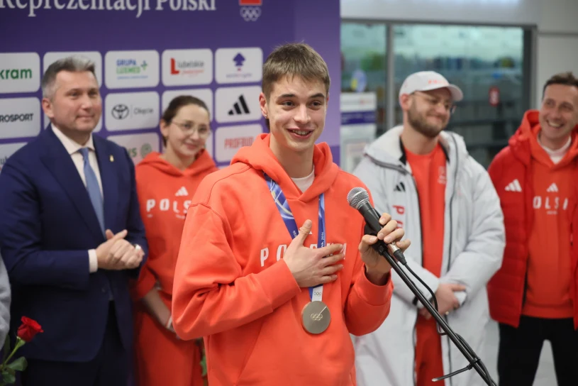 Semirunnij wrócił do Polski i ogłosił. "Zamierzam zmienić nazwisko"