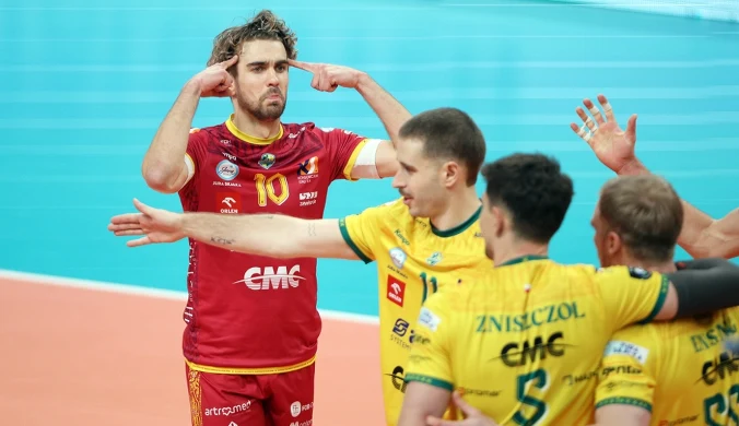 Lider PlusLigi wpadł w tarapaty. Odpowiedź rzuciła rywali na deski