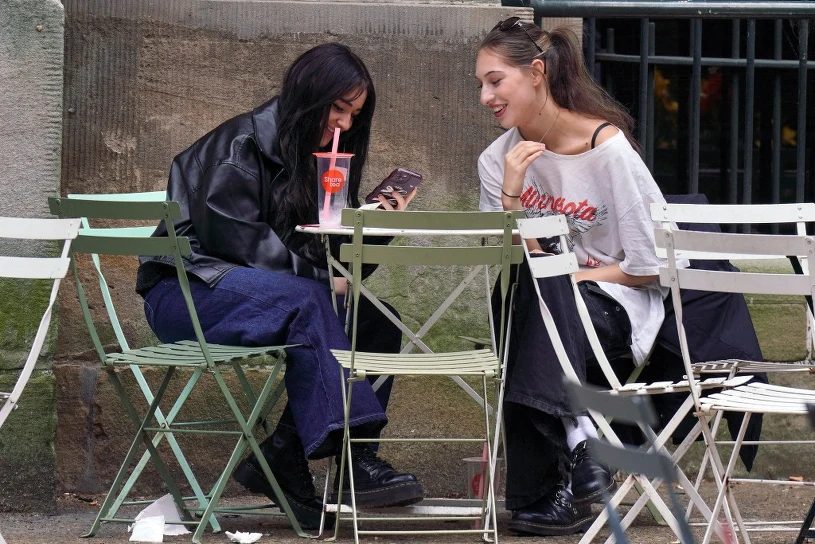 "Przeszło bez problemu". Nastolatki z Australii oszukują algorytmy