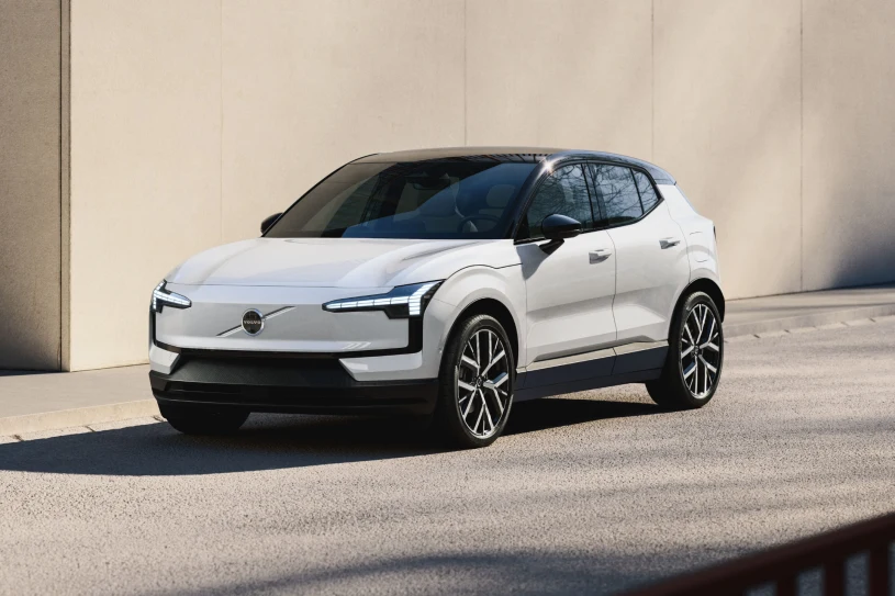 Volvo EX30 po modernizacji. Pojawiła się nowa tańsza wersja