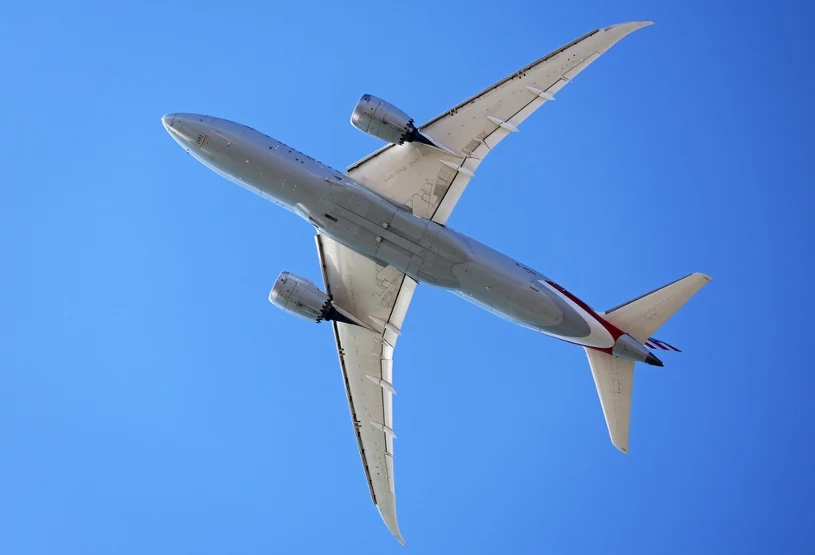 Samolot pasażerski z USA ostrzelany? Ślady po kulach, trwa śledztwo