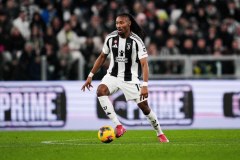 Piłka nożna: Liga włoska - mecz: AS Roma - Juventus FC