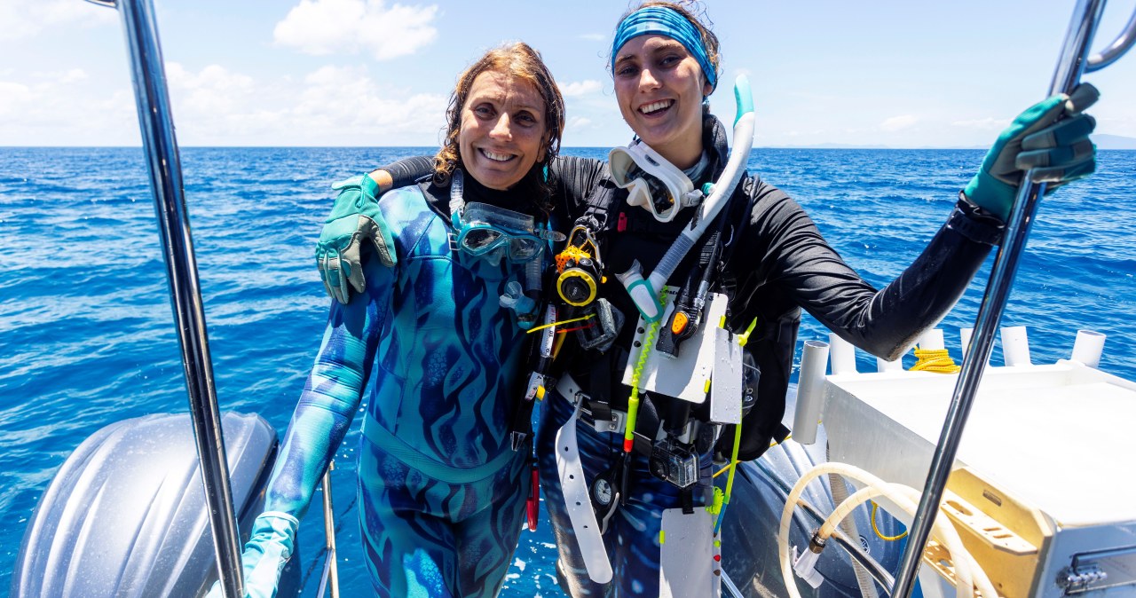 Matka z córką odkryły pod wodą zaskakujący skarb. Jest wielki jak boisko Matka z córką odkryły pod wodą zaskakujący skarb. Jest wielki jak boisko