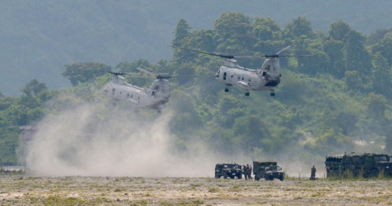 Filipiny: Wypadek samolotu wojskowego USA. Ranni amerykańscy żołnierze Filipiny: Wypadek samolotu wojskowego USA. Ranni amerykańscy żołnierze