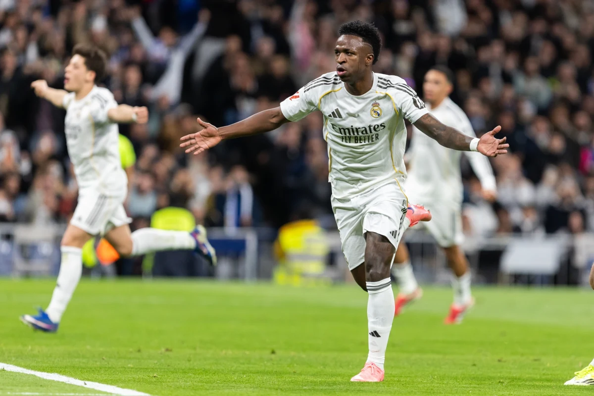 Paris Saint-Germain, Real Madryt, Atalanta Bergamo i Galatasaray Stambuł zapewniły sobie awans do 1/8 finału piłkarskiej Ligi Mistrzów. Losowanie par kolejnej rundy już w piątek, a finał odbędzie się 30 maja w Budapeszcie.