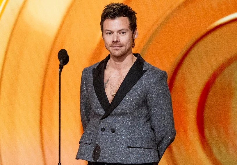 Wszyscy uważają, iż są parą. Gwiazdor dalej korzysta z aplikacji randkowej