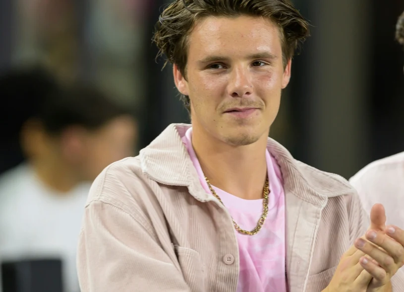 Młody Beckham rozpoczął trasę koncertową. Zadbał o rodzinny akcent