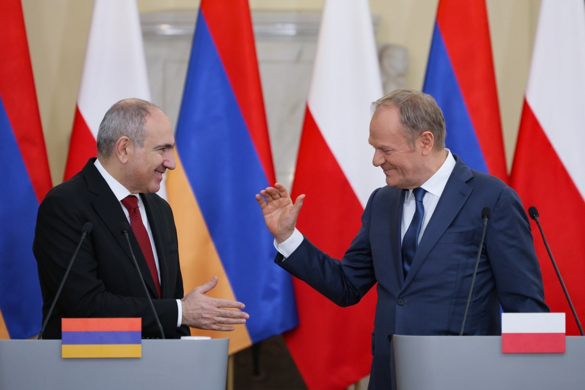 Tusk spotkał się z Paszynianem. Armenia chce do Unii