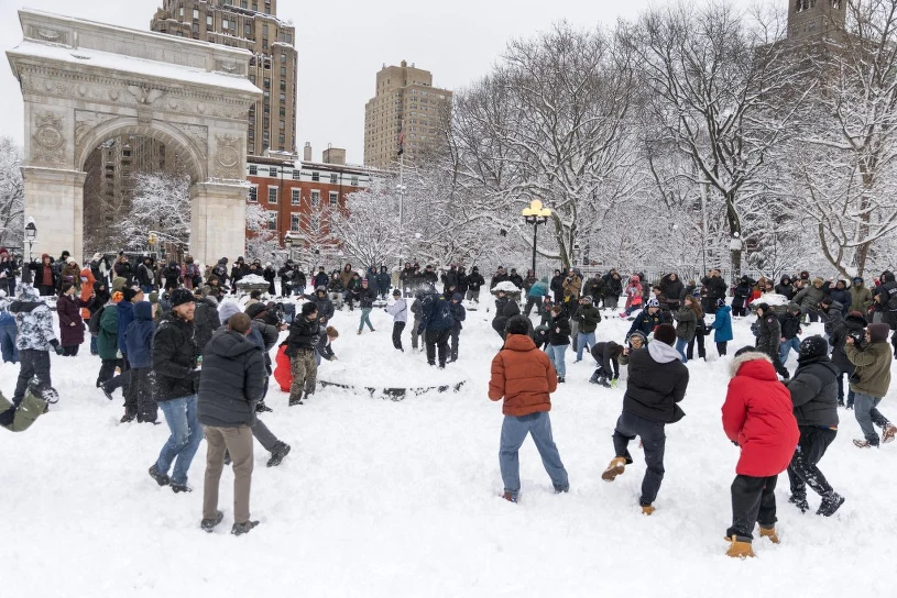 Areszt po bitwie na śnieżki w Nowym Jorku. "Wymknęła się spod kontroli"