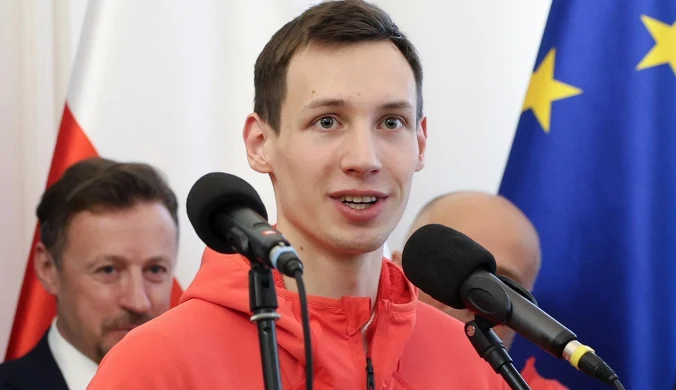 Rozbrajający komunikat od Tomasiaka. Naprawdę ogłosił to w ministerstwie