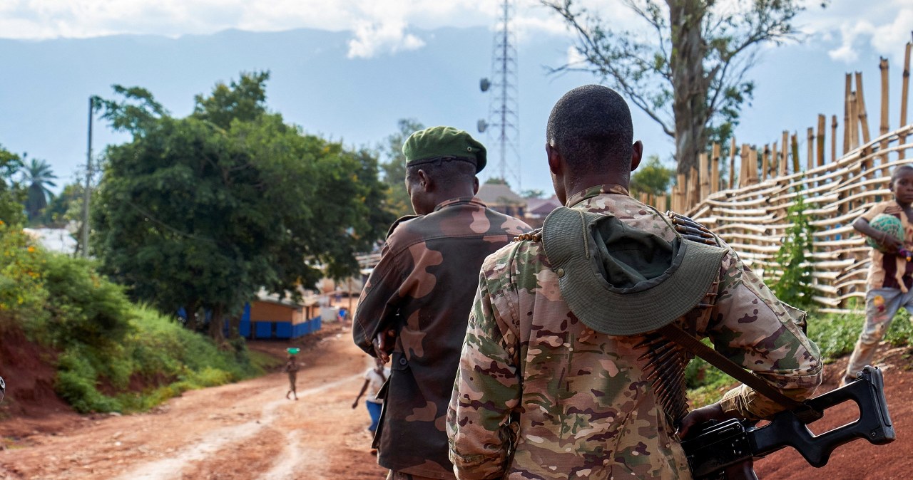 Makabryczne odkrycie w DRK. Odnaleziono masowe groby Makabryczne odkrycie w DRK. Odnaleziono masowe groby