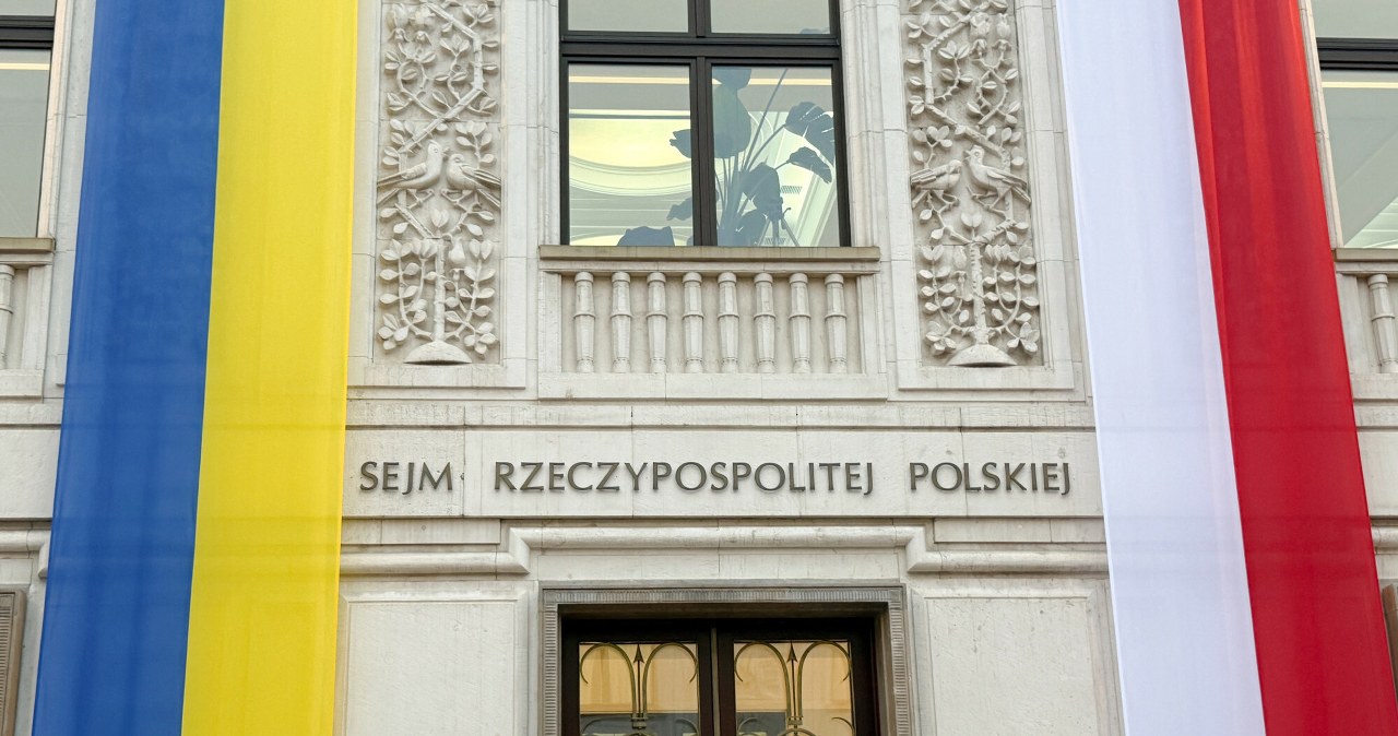 Sejm przyjął uchwałę w sprawie Ukrainy. Jeden poseł był przeciwko