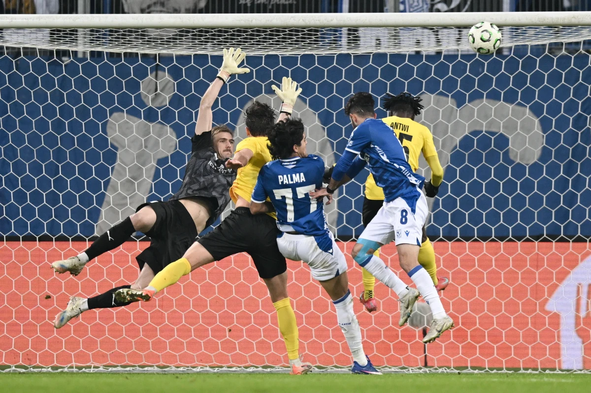 Rozlosowano pary 1/8 finału piłkarskiej Ligi Konferencji. Raków Częstochowa zagra z Fiorentiną, a Lech Poznań z Szachtarem Donieck.