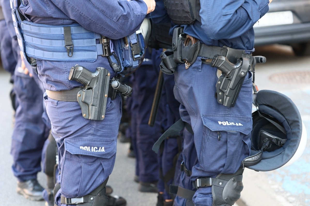 Policjant zastrzelił policjanta. "Nie było żadnych podstaw użycia broni"