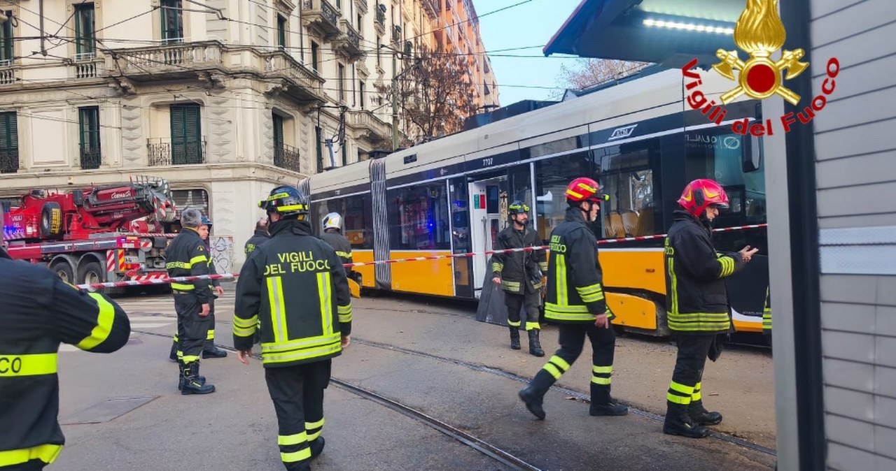 Tragedia we Włoszech. Wykoleił się tramwaj, kilkudziesięciu rannych