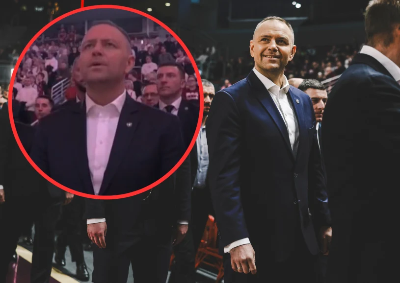 Karol Nawrocki na meczu reprezentacji Polski. Obok niego drugi prezydent