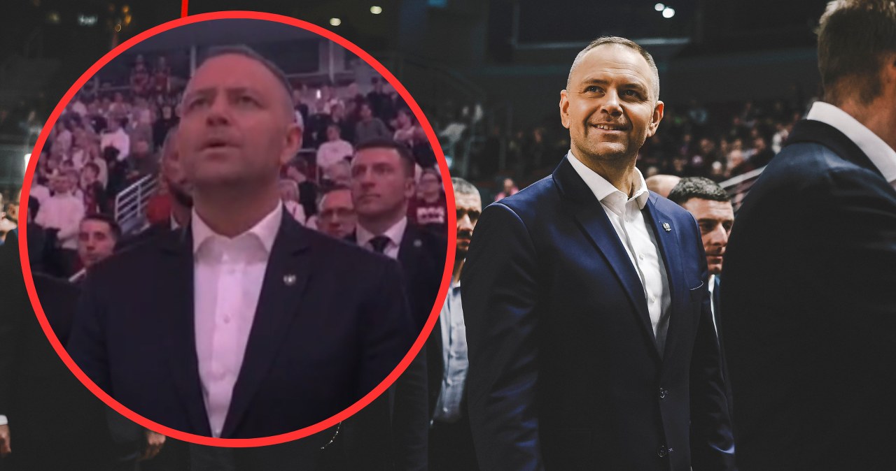 Karol Nawrocki na meczu reprezentacji Polski. Obok niego drugi prezydent