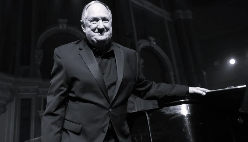 Nie żyje Neil Sedaka. Chwilę przed śmiercią artysta trafił do szpitala