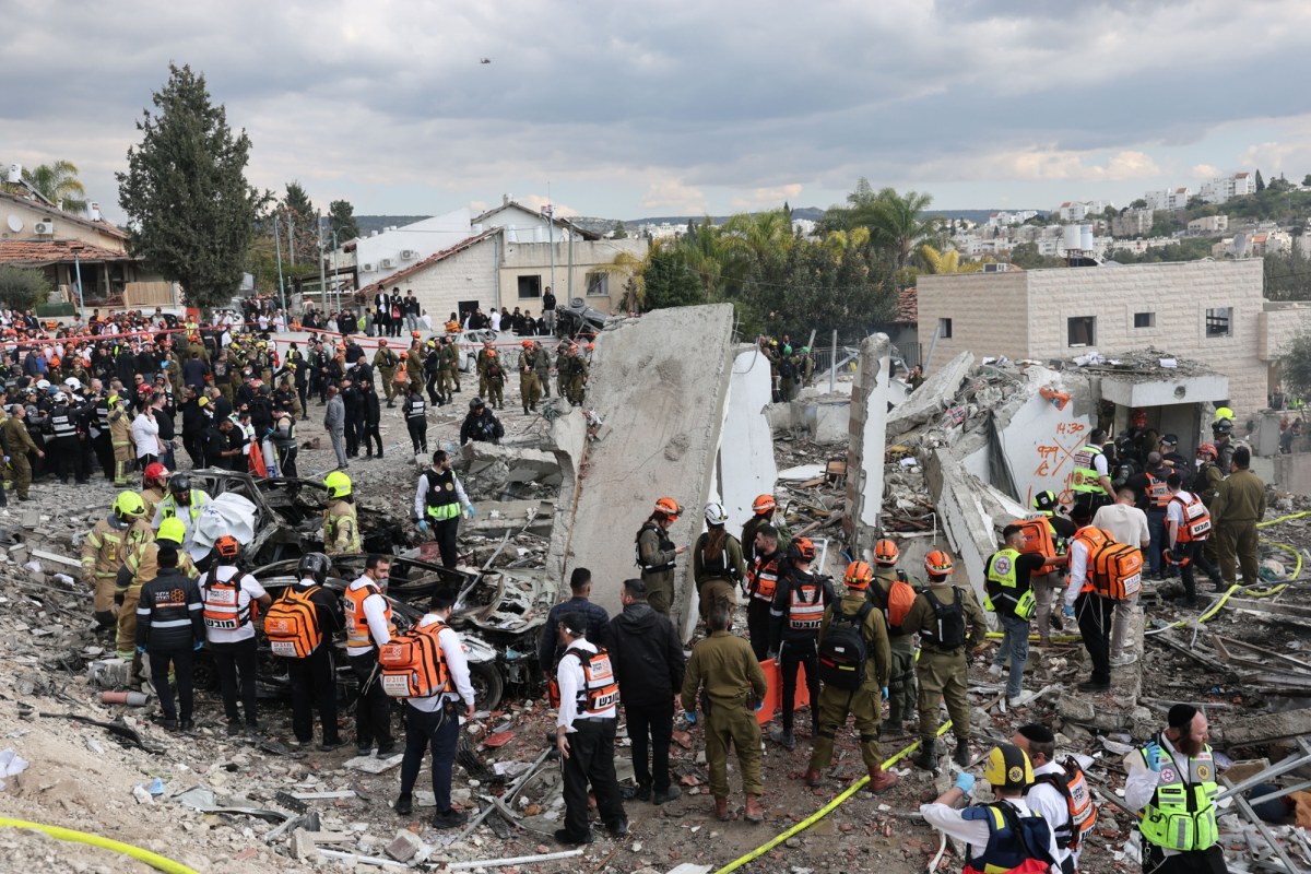 Cios w Izrael. Są zabici po ataku rakietowym Iranu