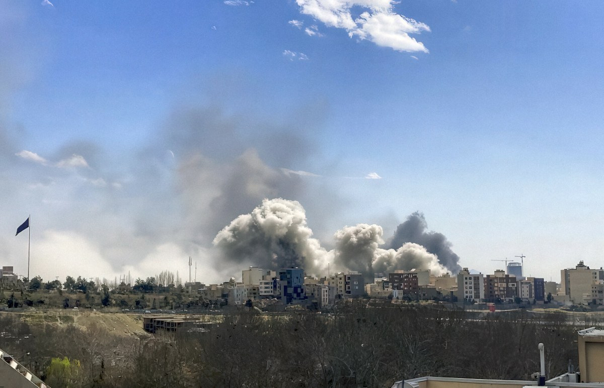 ​Krwawy atak na zachodzie Iranu. Dziesiątki ofiar wśród służb bezpieczeństwa