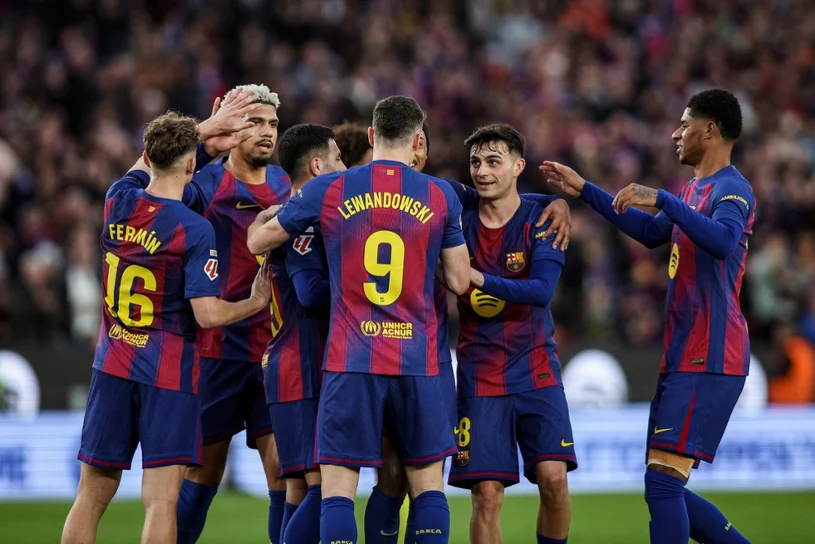 Lewandowski pożegnany, nagle weto ws. transferu. Barcelona otrzymała wieści