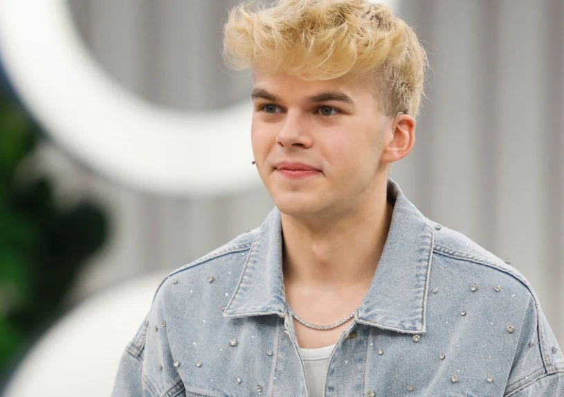 Przed "Tańcem z gwiazdami" Jasper zrobił akcję z naklejkami. Znamy kulisy