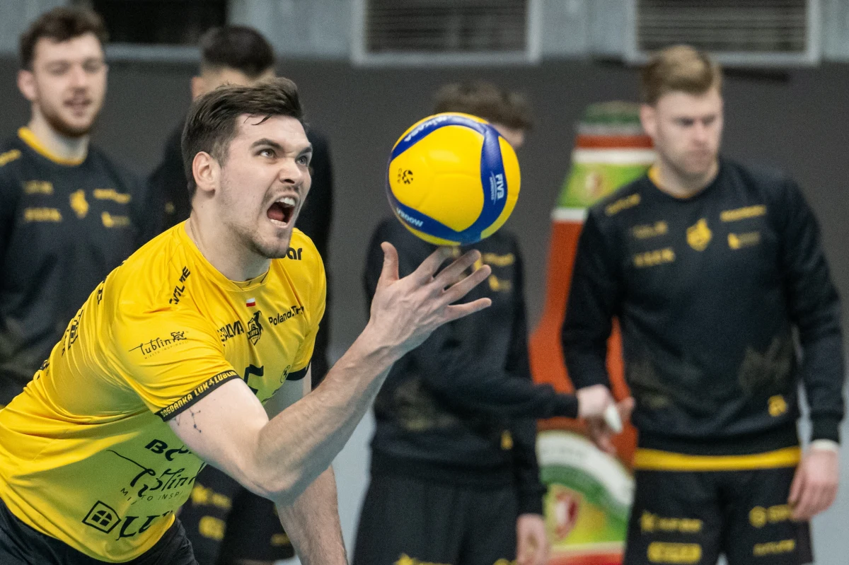 Zawieszenie reprezentanta Polski Mikołaja Sawickiego zostało uchylone - poinformowała Polska Agencja Antydopingowa POLADA w oświadczeniu. Siatkarz nie mógł uczestniczyć w rozgrywkach od maja, kiedy poinformowano, że w jego próbce wykryto niedozwoloną substancję. 