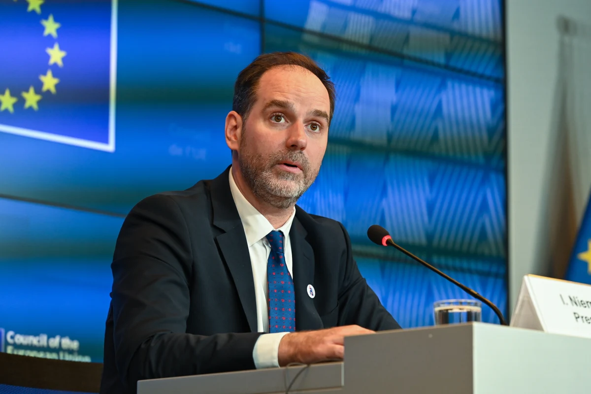 Polski minister ds. europejskich Ignacy Niemczycki nie leci w poniedziałek na Cypr na posiedzenie unijnych ministrów ds. europejskich. W związku z atakiem drona na brytyjską bazę w Akrotiri na Cyprze prezydencja cypryjska odwołała spotkanie unijnych ministrów.