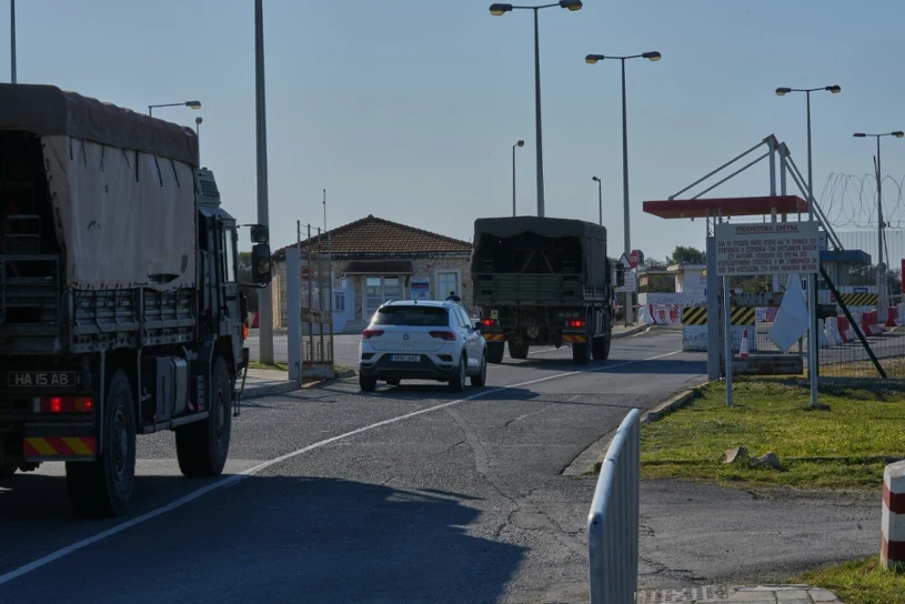 Na Cyprze znów zawyły syreny. Poderwano myśliwce