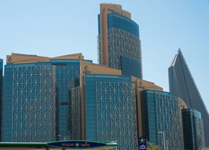Kryzys na Bliskim Wchodzie. Katar wstrzymuje produkcję kolejnych surowców