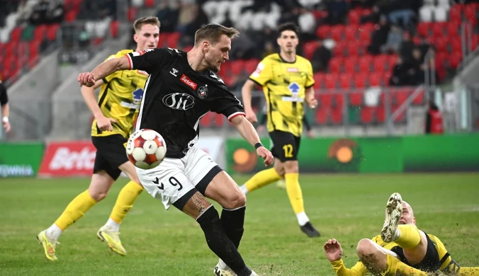 Wieczysta odroczyła wyrok. Zdecydowała ostatnia minuta. Zmiany na szczycie