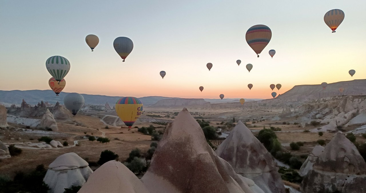 Nie musisz jechać do Kapadocji. Wyjątkowe show już niedługo w Warszawie