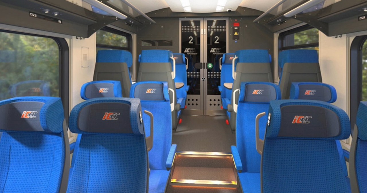 Pierwszy pociąg hybrydowy PKP Intercity. Tak wygląda w środku
