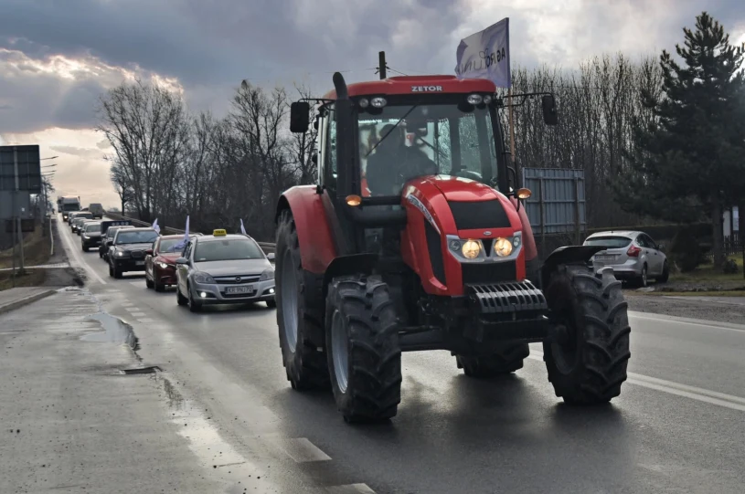 Ciągniki rolnicze pojadą szybciej. Nowy limit 40 km/h już obowiązuje