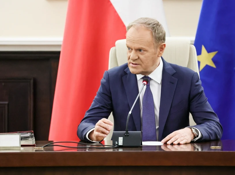 Nuklearna propozycja Macrona. Tusk: Nie będziemy pasywni