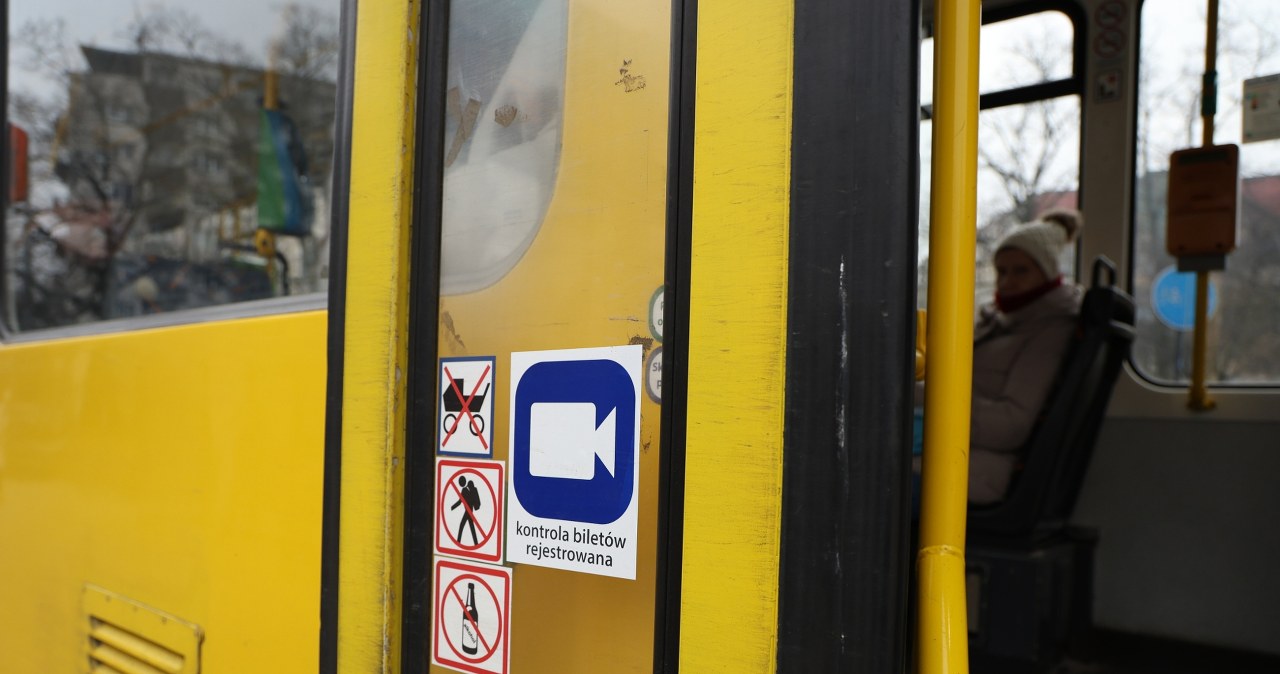 Szczecin – kontrole w komunikacji miejskiej. Urzędnicy triumfują Szczecin – kontrole w komunikacji miejskiej. Urzędnicy triumfują