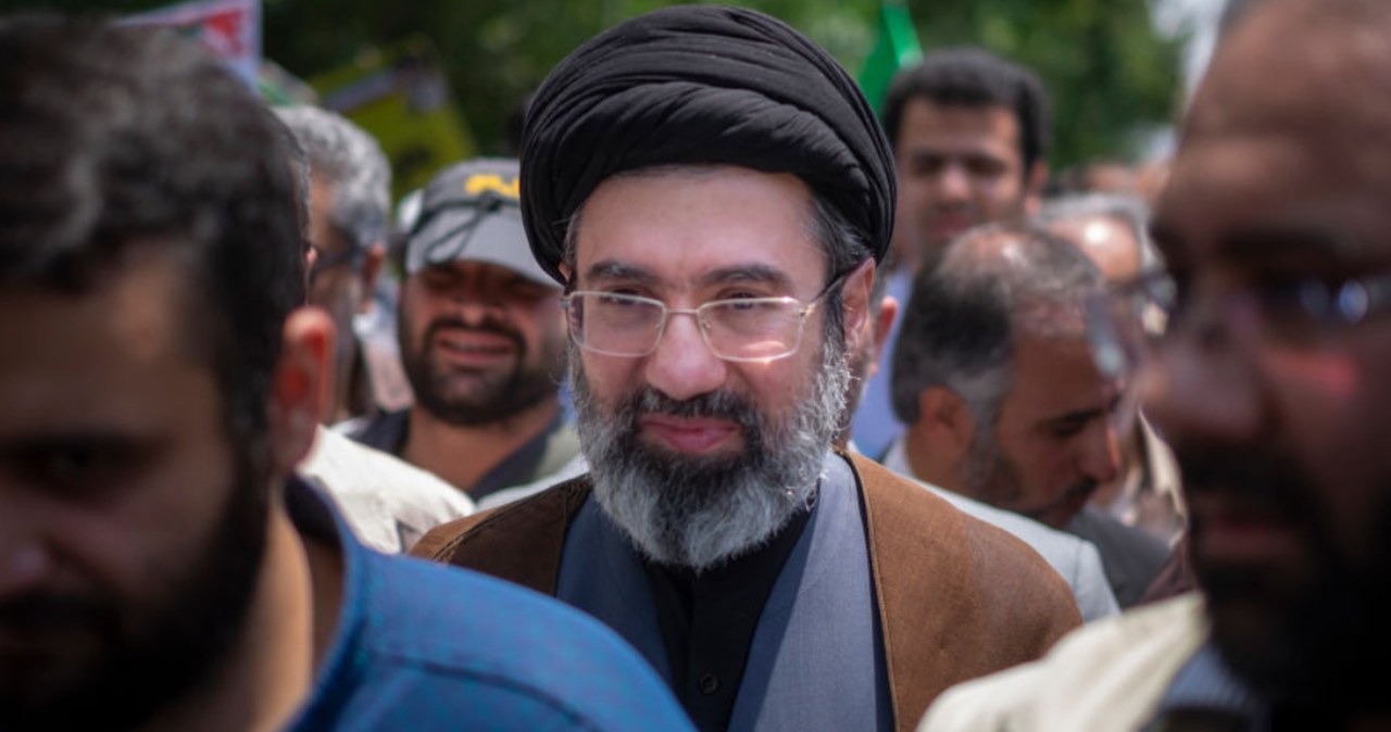 Wojna w Iranie. Media: Wybrano następcę Alego Chameneiego Wojna w Iranie. Media: Wybrano następcę Alego Chameneiego