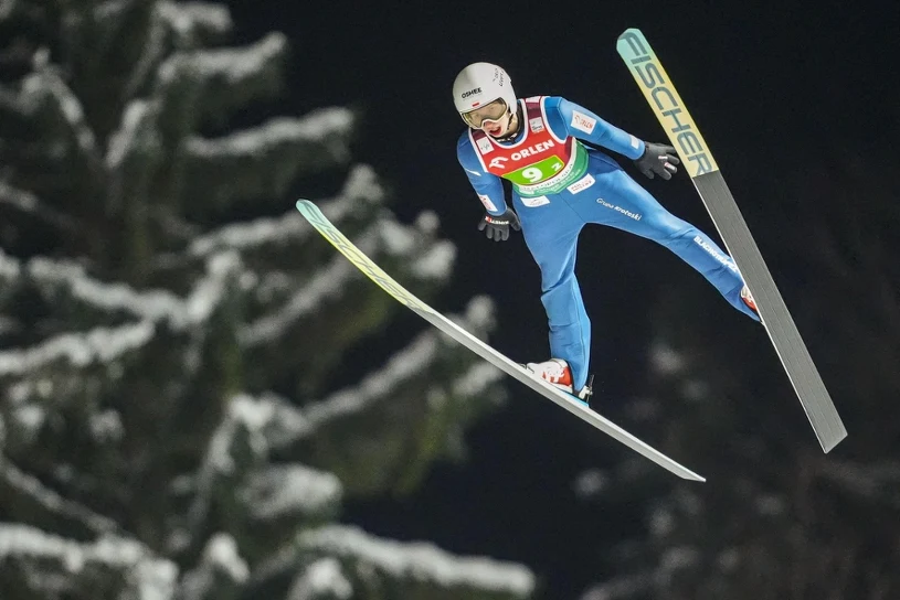 Mistrzostwa świata juniorów w skokach. O której i gdzie oglądać? [NA ŻYWO]