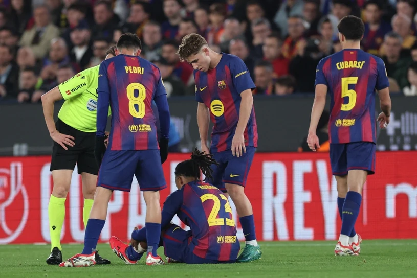 Barcelona odpadła, ale co stało się później? Koszmarne wieści dla Flicka