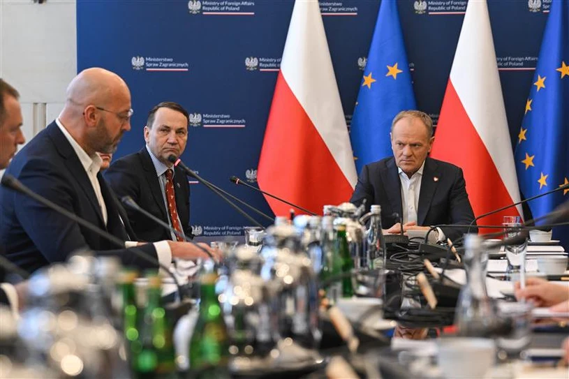 Tusk odniósł się do ewakuacji Polaków. Pilny apel premiera