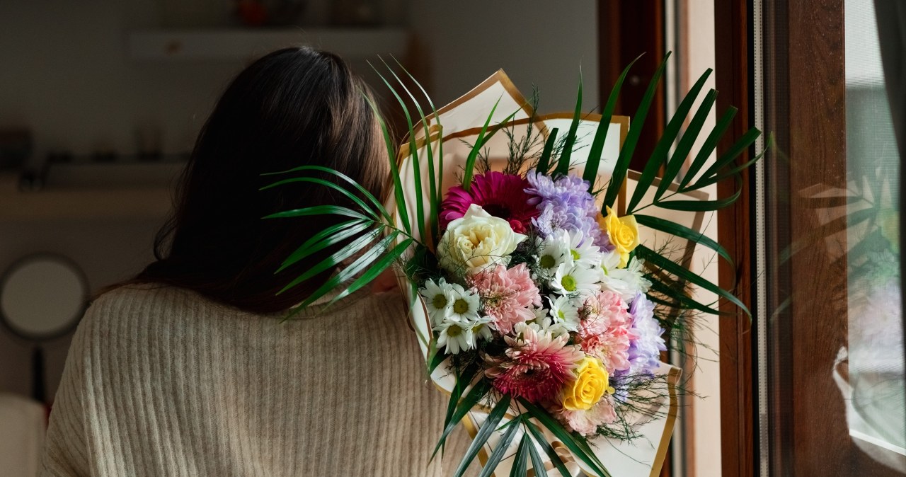 Polki o znaczeniu Dnia Kobiet: "Masz tu kwiatka i otrzyj nim sobie łzy"