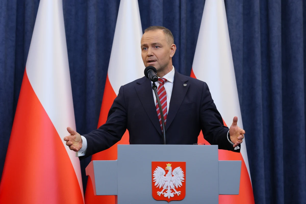 Karol Nawrocki zaproponował alternatywę dla unijnej pożyczki na zbrojenia - "polski SAFE 0 proc.". O tej propozycji prezydent dyskutował dziś w Pałacu Prezydenckim z szefem Narodowego Banku Polskiego Adamem Glapińskim.