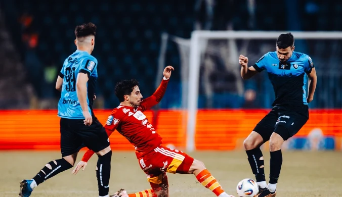 Sensacja w Pucharze Polski. Rzuty karne wyłoniły drugiego półfinalistę