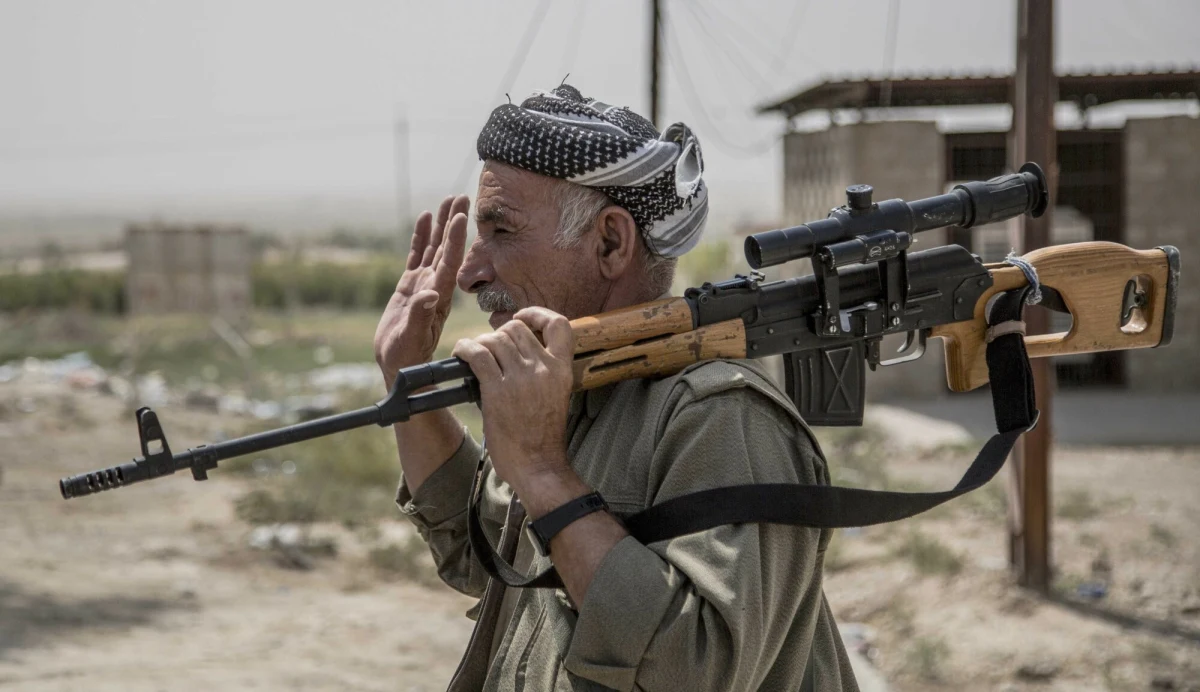 Przedstawiciele irackiego Kurdystanu stanowczo zaprzeczają informacjom o rzekomej ofensywie lądowej Kurdów w Iranie. W czwartek Aziz Ahmad z kancelarii premiera regionu określił te doniesienia jako "ewidentne kłamstwo". Podobne stanowisko zajęły kurdyjskie media, które odrzuciły informacje podane przez amerykańską telewizję Fox News.