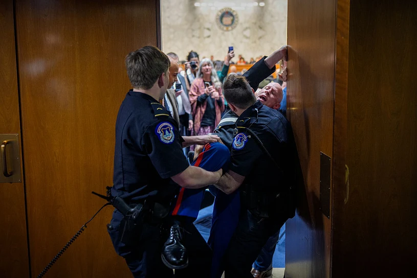 Weteran wyprowadzony siłą z Kapitolu. "Nikt nie chce walczyć za Izrael"