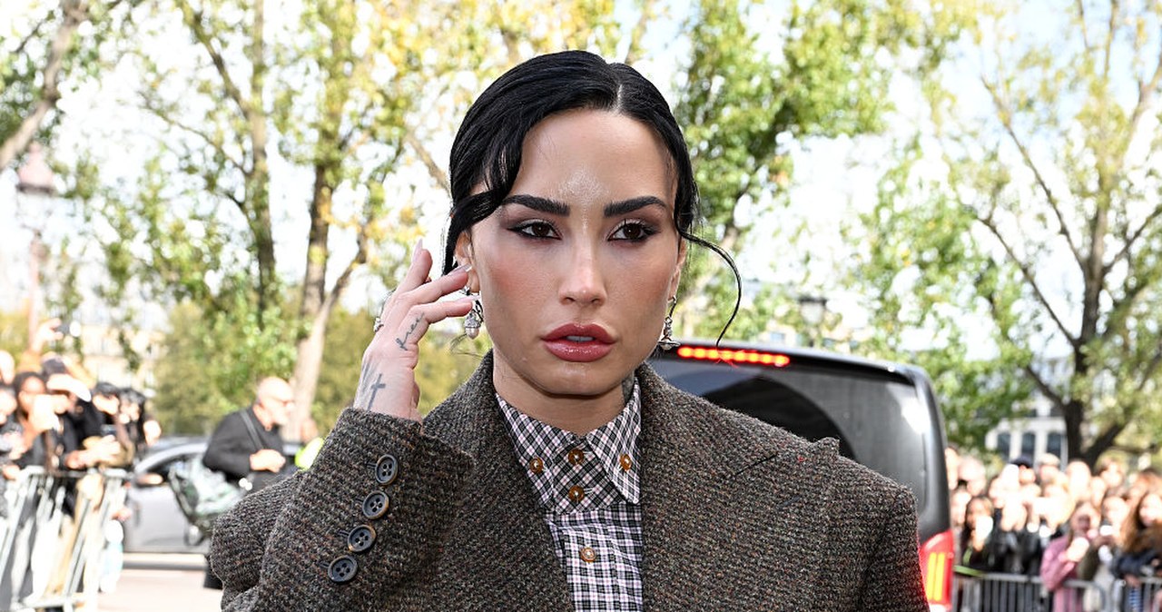 Demi Lovato w modnych jeansach. Fason jest hitem