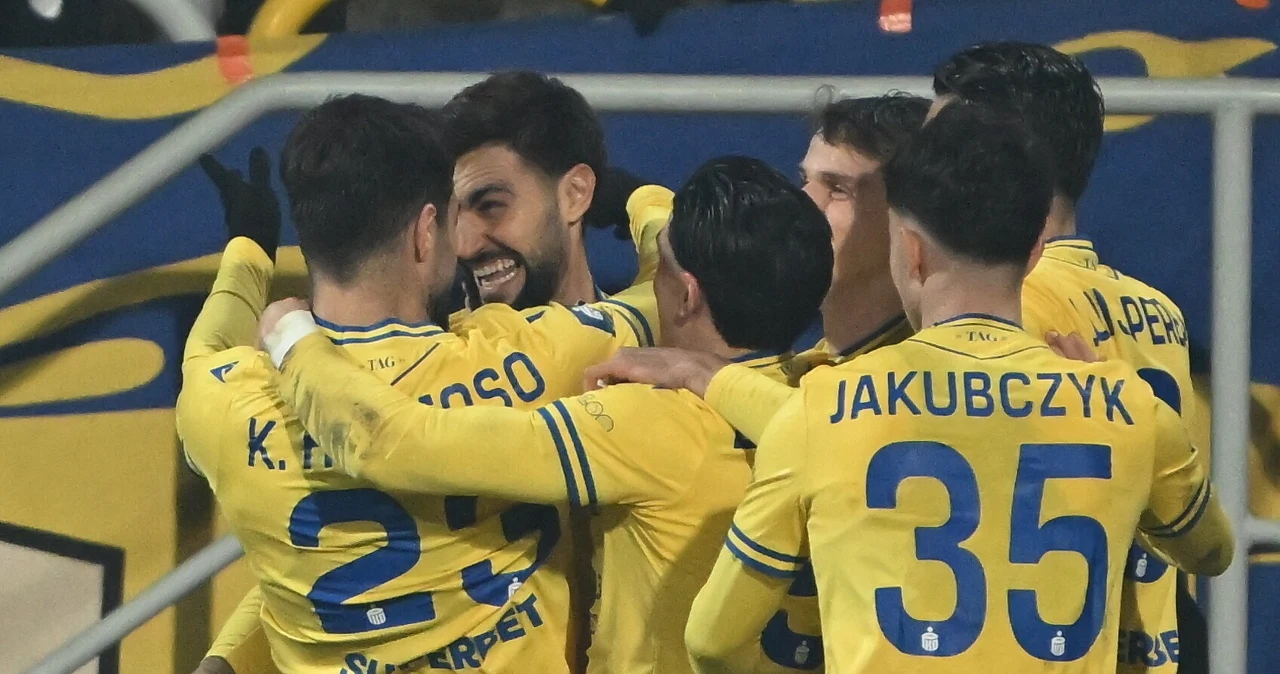 Radomiak Radom - Arka Gdynia w 19. kolejce PKO Ekstraklasy. Relacja na żywo