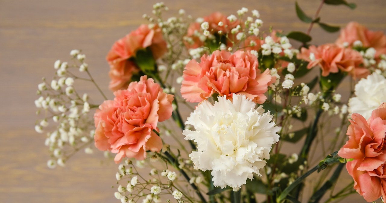 Wlewam to do wazonu zawsze, gdy dostanę bukiet. Kwiaty stoją w nim choćby przez 3 tygodnie