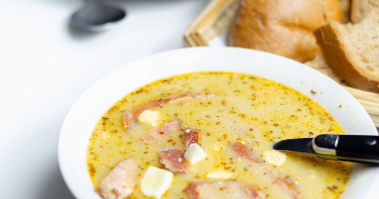 Przygotuj kiełbasę w ten sposób. Z żurkiem będzie smakować wyśmienicie